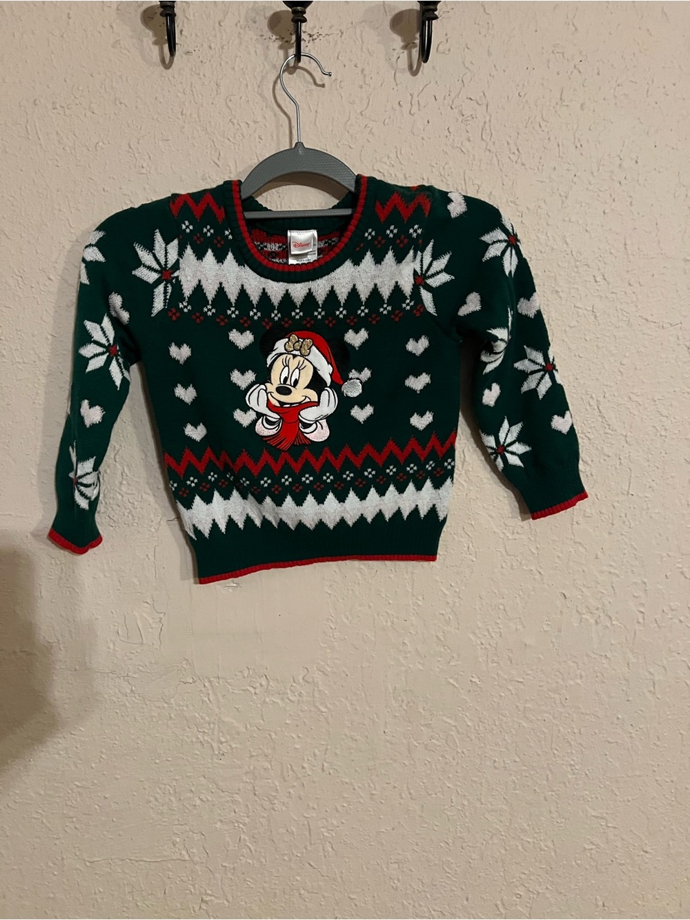 Disney Green, Red & White Minnie Mouse Holiday Crewneck Sweater - Women